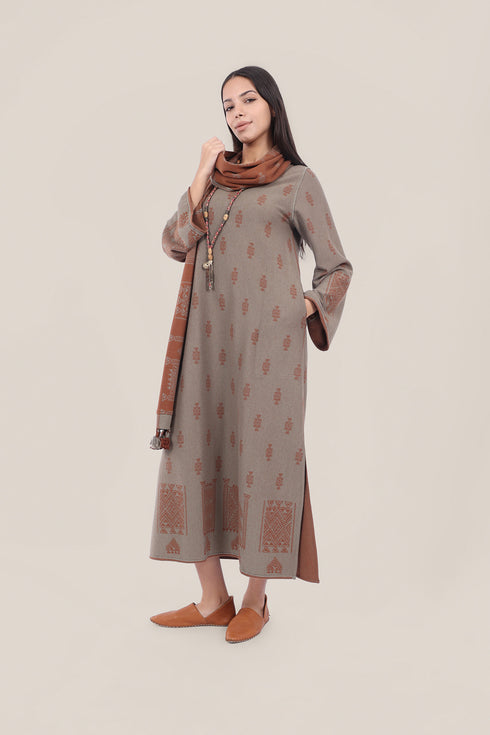 Patterned jacquard long dress with pockets